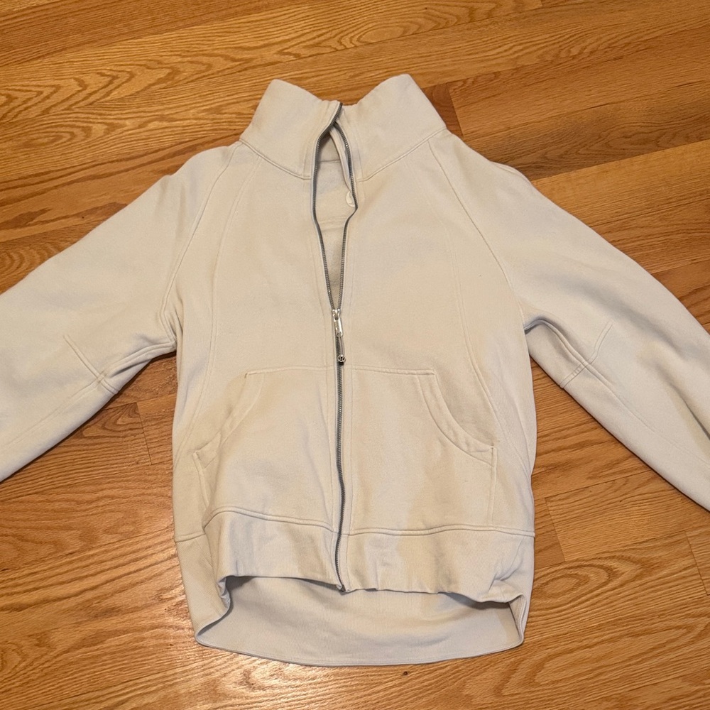 Lululemon Scuba Oversized Full-Zip Funnel-Neck in Bone XS/S